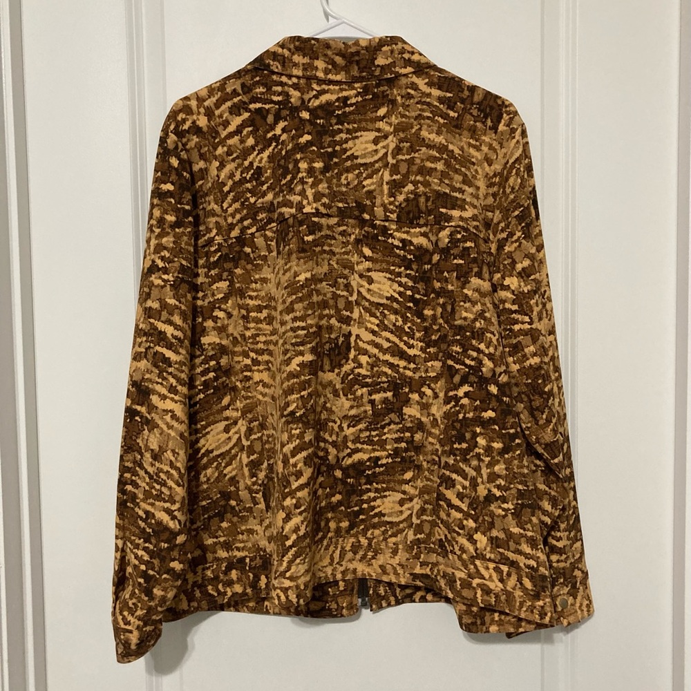 Zenergy by Chicos Multicolored Outdoor Lightweight Longsleeve Shirt Size 3 - Picture 2 of 11